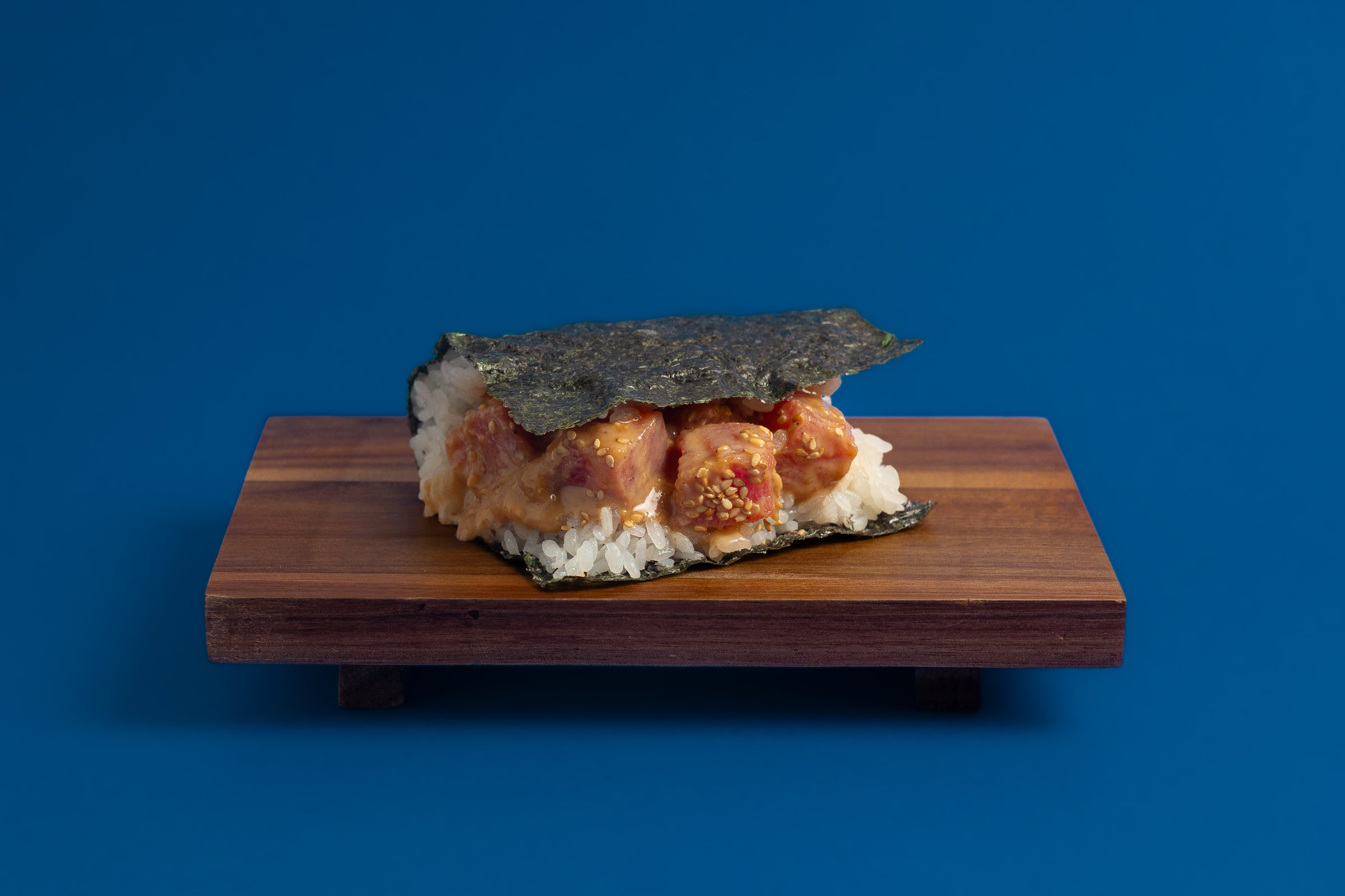 Waviche Onigirazu | Banff Yama Onigiri